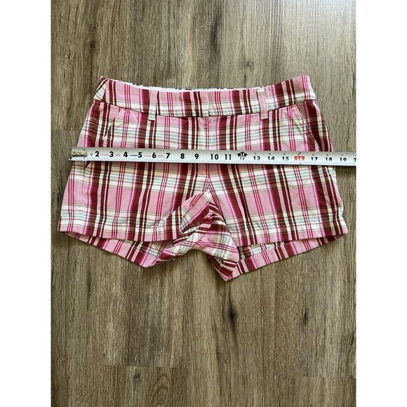 Women's J Crew  Plaid Shorts Size 4. - Picture 4 of 6